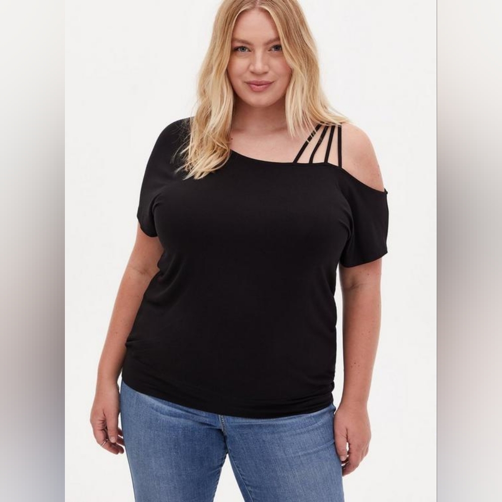 Torrid Super Soft Black Cold Shoulder Strappy Tee size 1